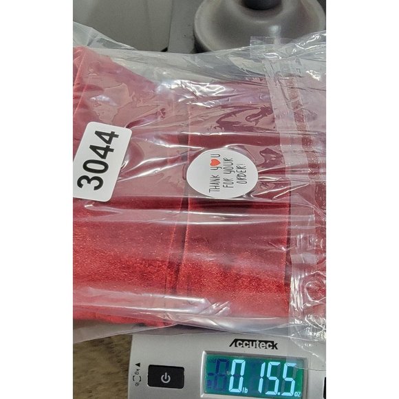 Torrid Womens Red Relaxed Taper Velvet High Rise Pants Flat Front Size 18‎ NWT - Picture 13 of 13